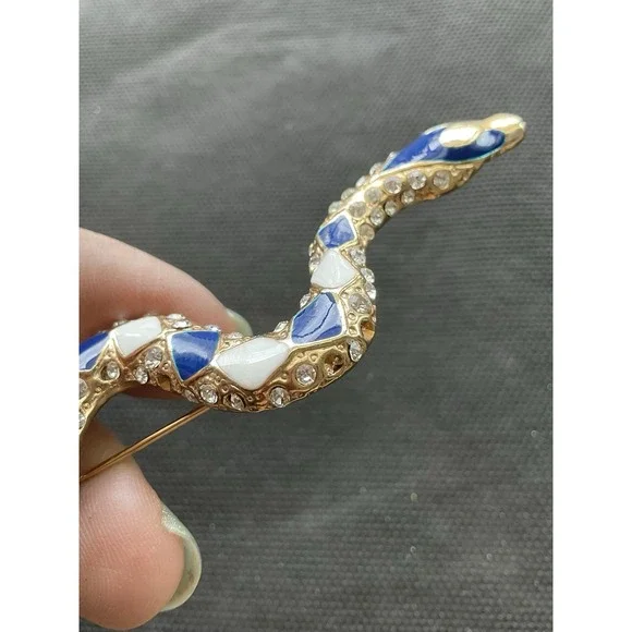 Vintage Gold Tone Snake Brooch Pin Blue White Enamel Rhinestones - Picture 2 of 8